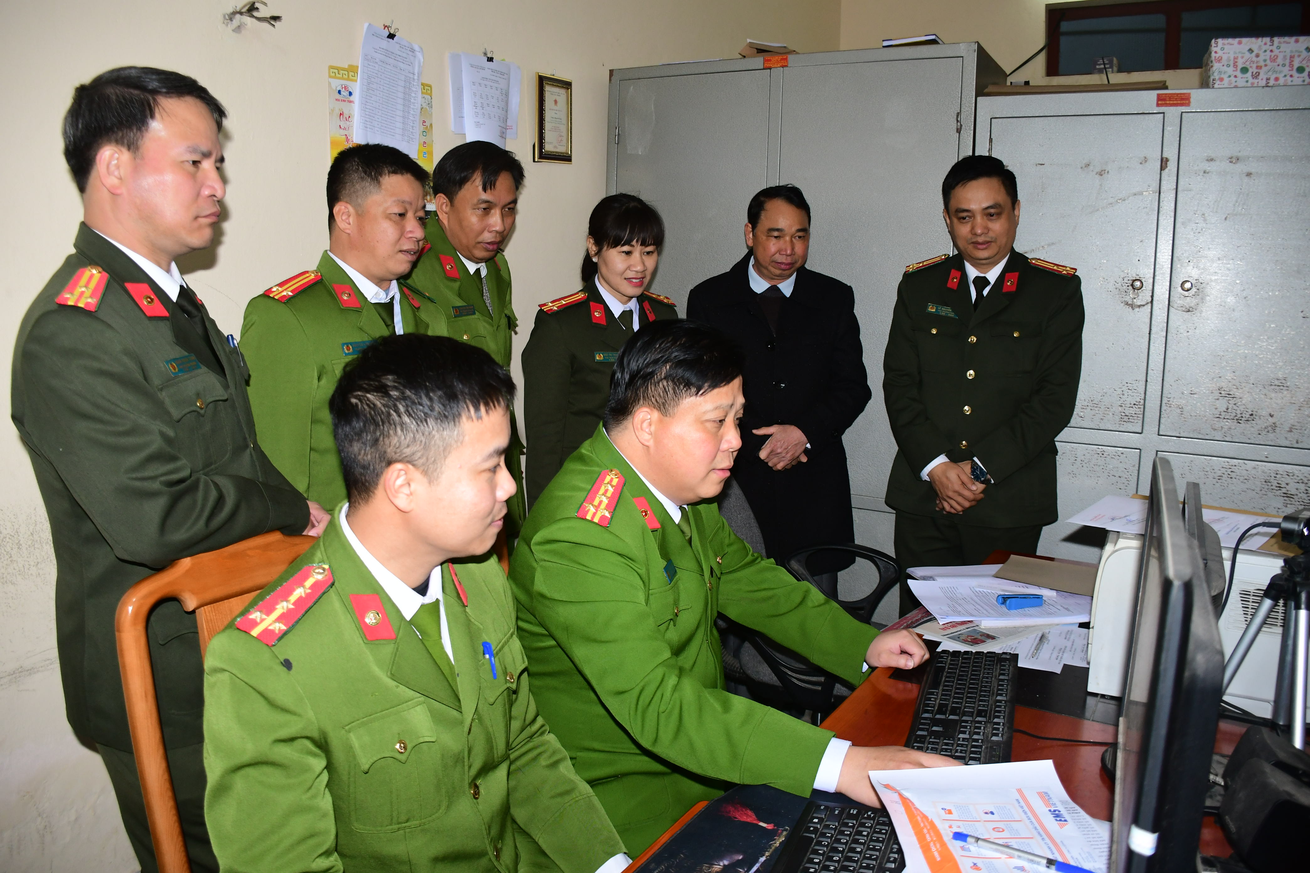 Đại tá Bùi Trung Thành - Phó Giám đốc CATP chúc Tết một số đơn vị, Công an một số địa phương tiêu biểu